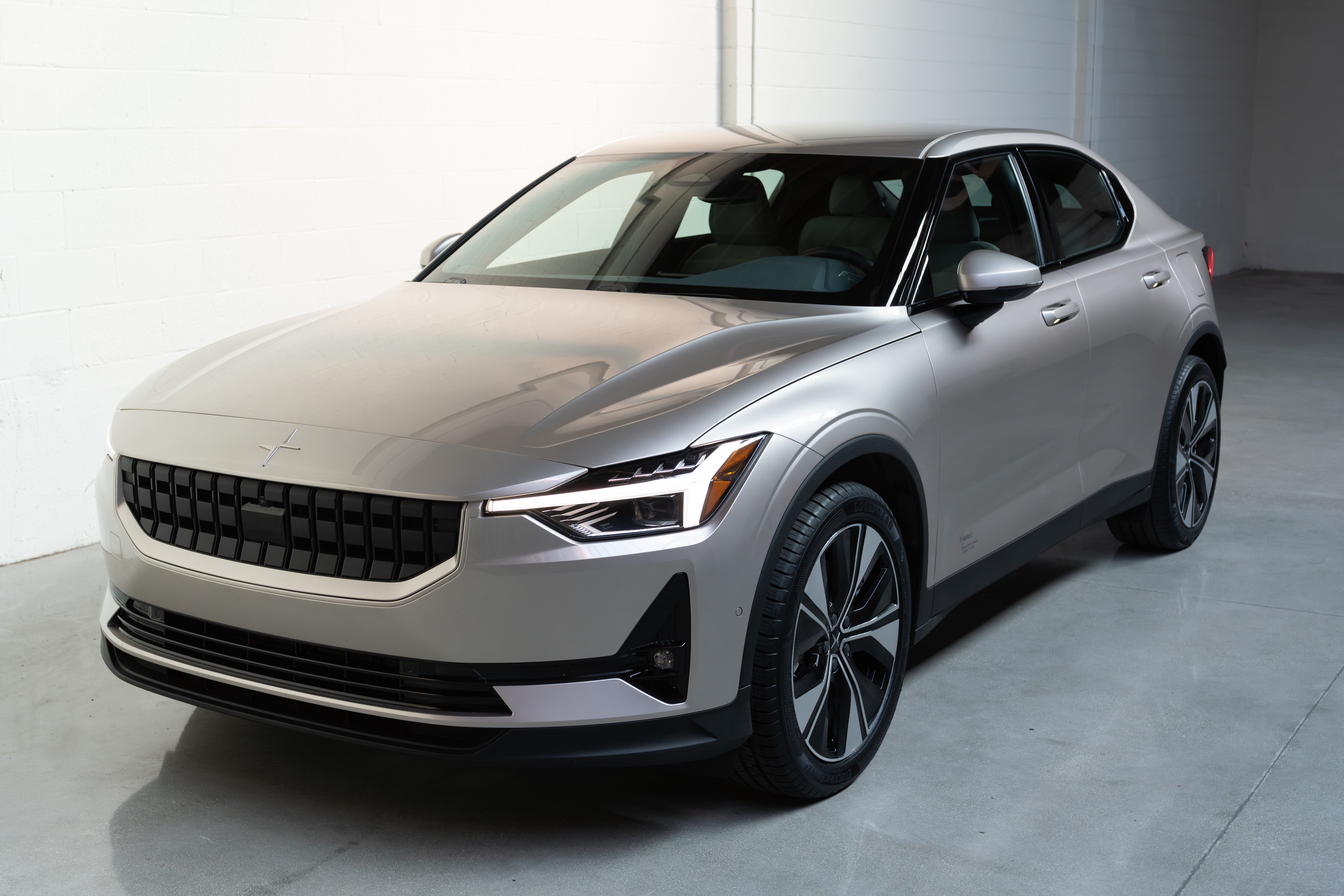2023 Polestar 2 - Primary