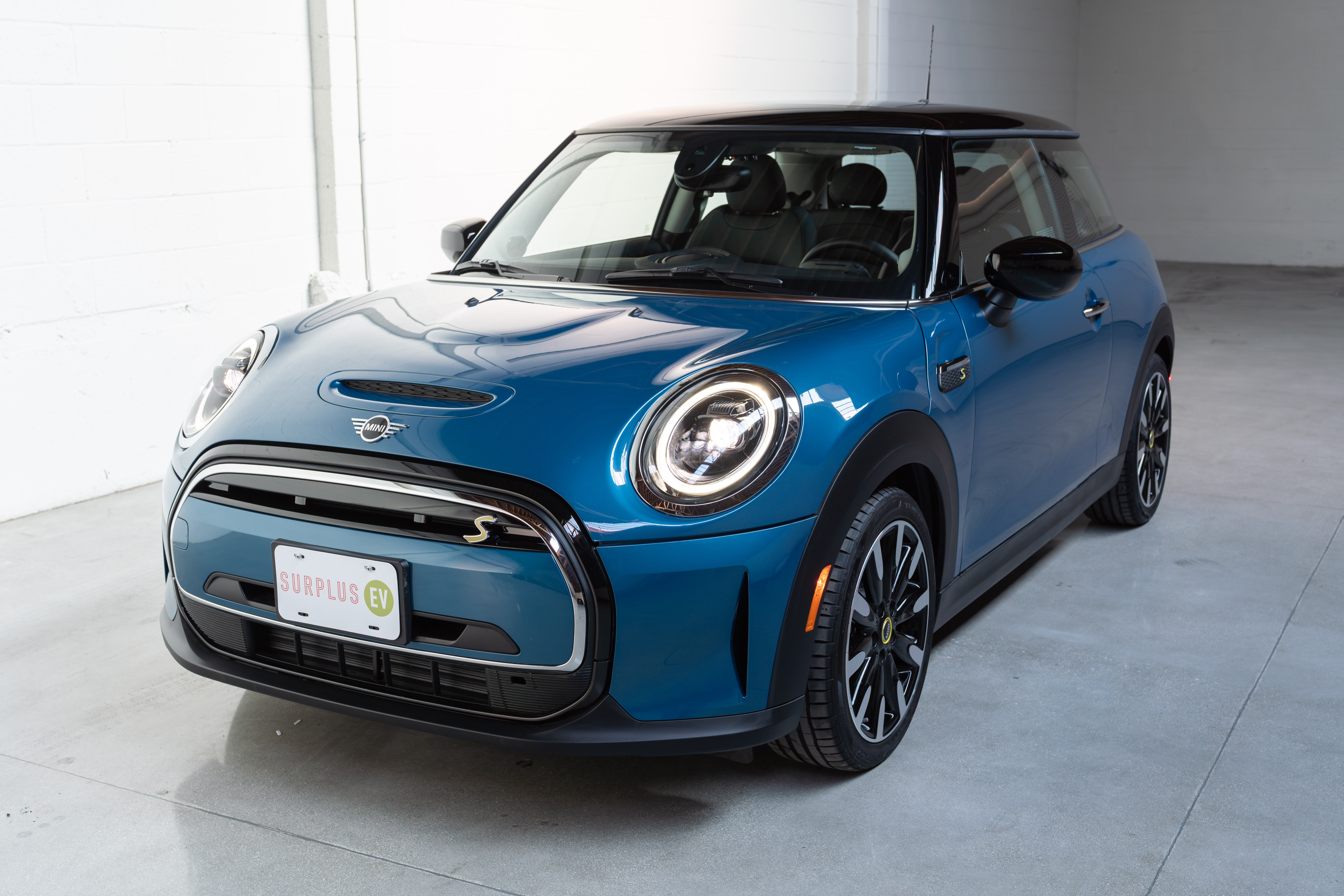 2023 MINI Cooper - Primary