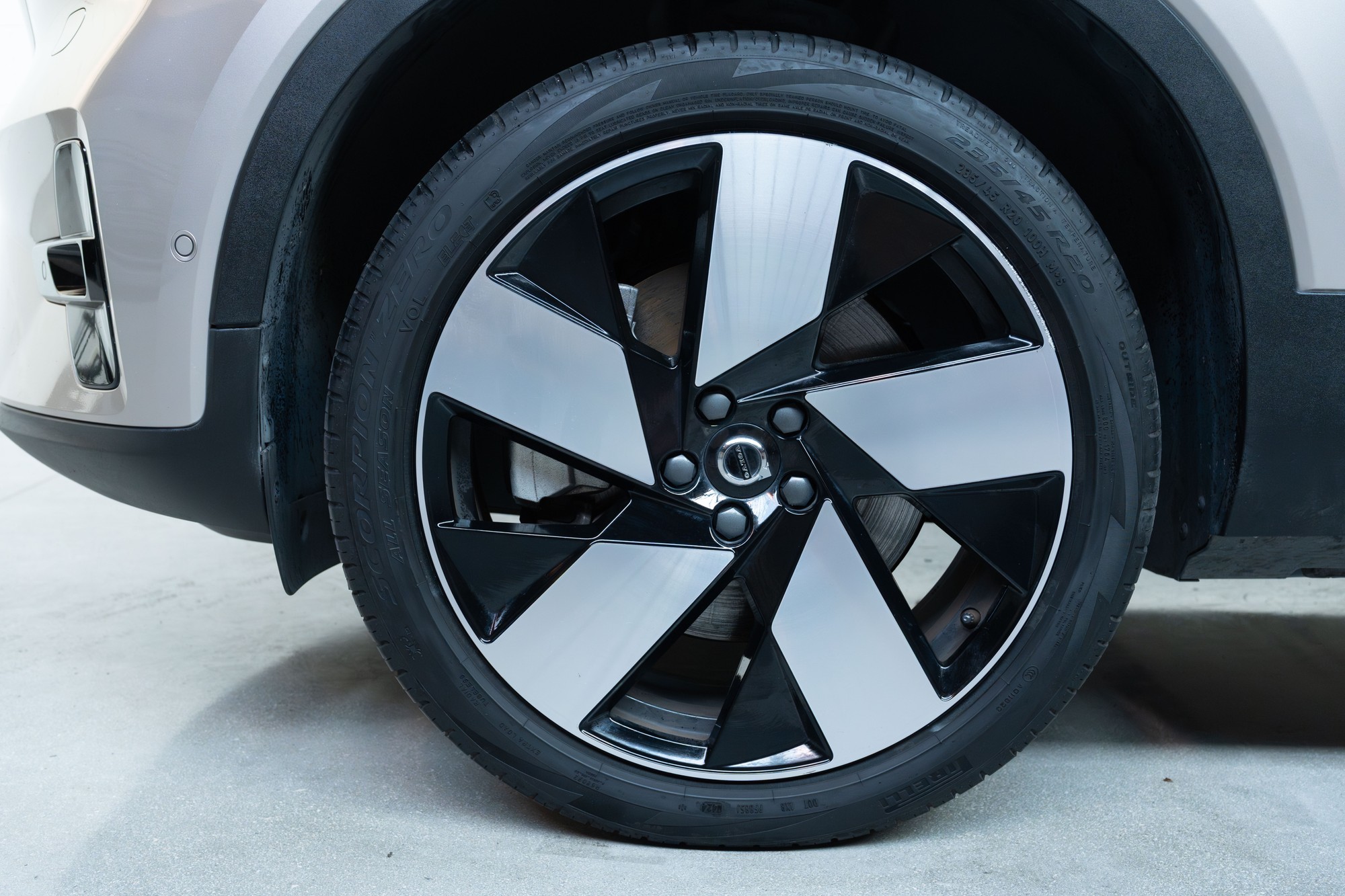 Curb rash driver side front wheel